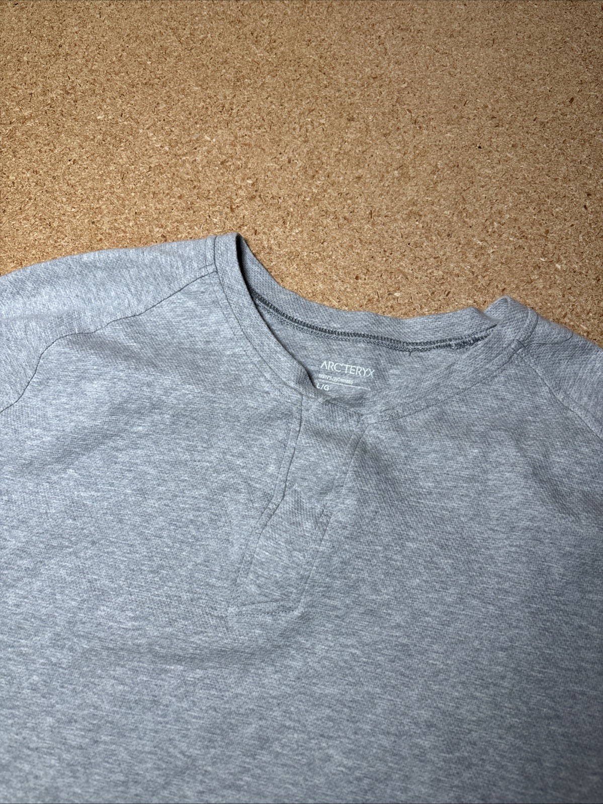 Arcteryx Sirrus Long Sleeve Henley Shirt Mens Large Gray Thermal gallery