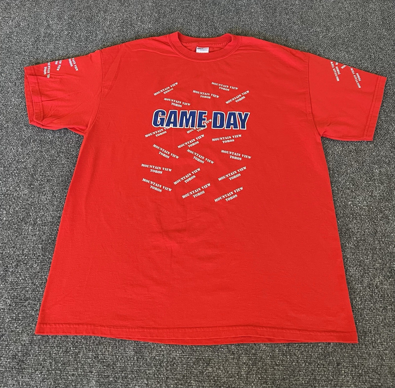 Mountain View T Shirt Red Allover Spellout Print “Game Day” Mens XL