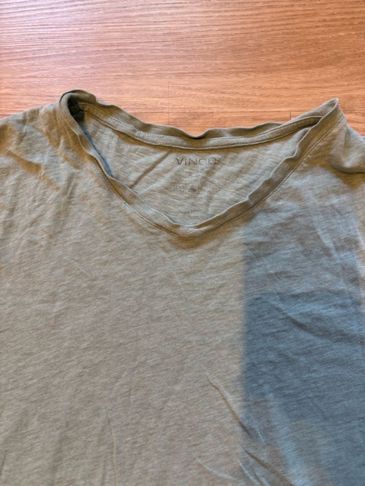 VINCE Men’s Medium 100% Cotton Short Sleeve T-Shirt V-Neck Teal Distressed gallery