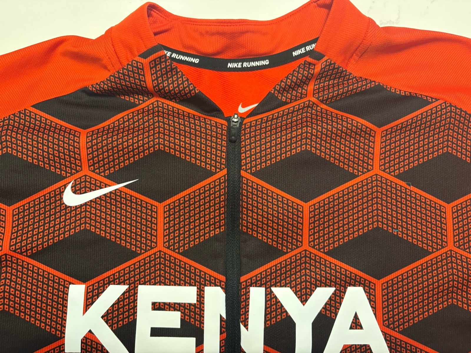 Nike Running Team Kenya Half Zip Pullover Dri-fit shirt Reflective Sz Medium gallery