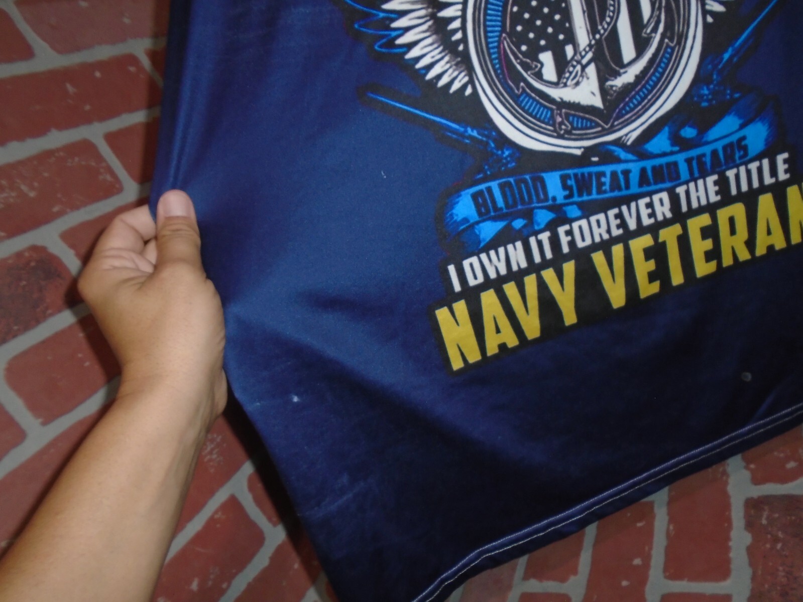 US NAVY COMMANDER "NAVY VETERAN" MENS POLYESTER TSHIRT ADULT XL gallery