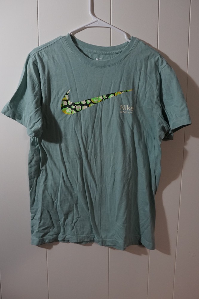 Nike Men’s S7 – 2 T-Shirt – Size Medium