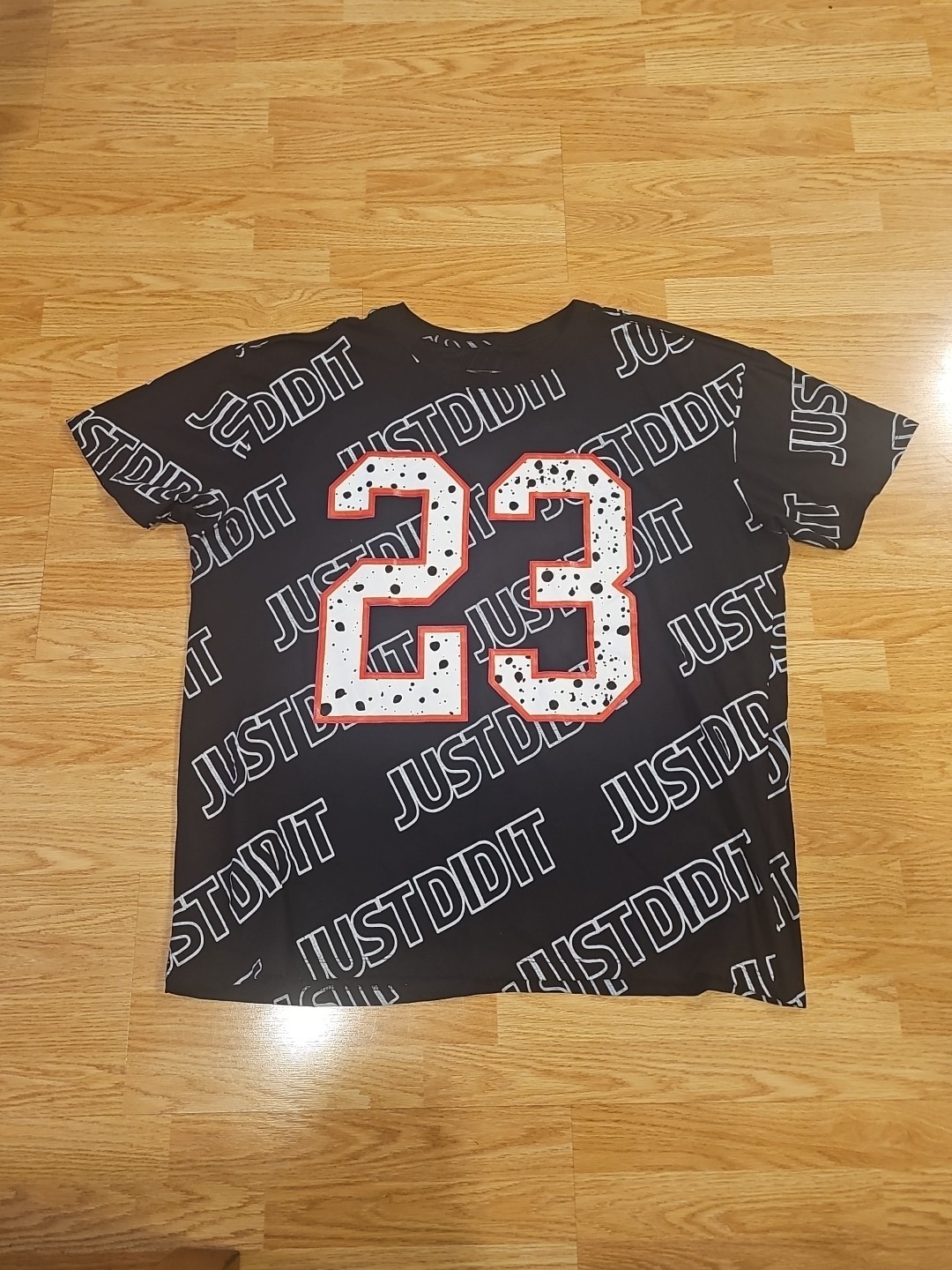 Michael Jordan Just Did It Size 4X Multicolor T-shirt.                        D4