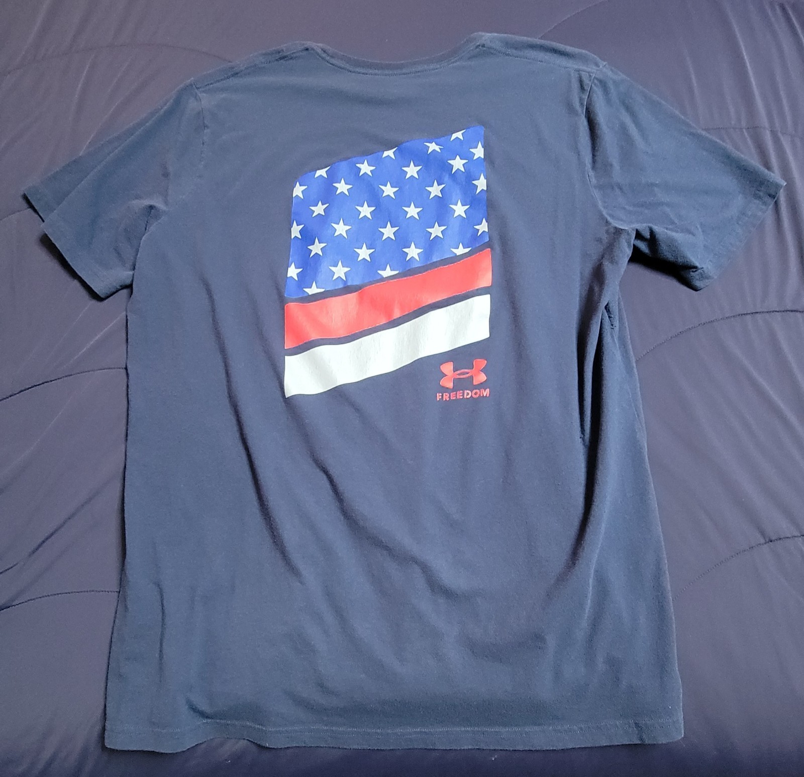 Under Armour Freedom Men's 2XL Blue Crew Neck USA Flag Graphic T-Shirt gallery