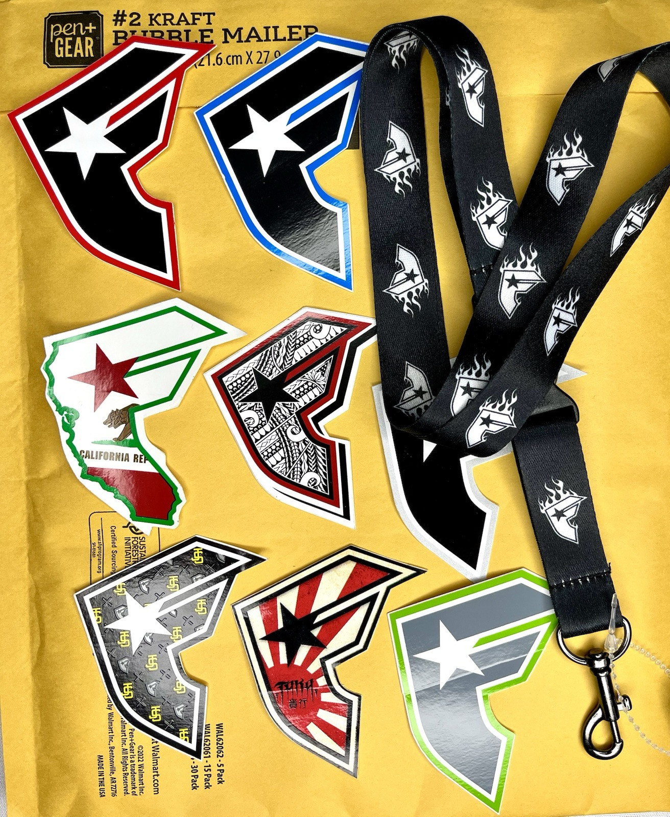 Famous Stars And Straps Mini Sticker Lanyard Set Blink 182 Travis Barker gallery
