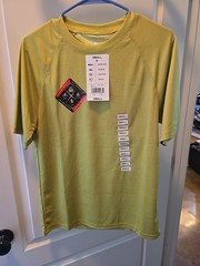 NEW Men’s Zeroxposur Sun Protection Top Lime Dione Small $48.00 Retail NWT
