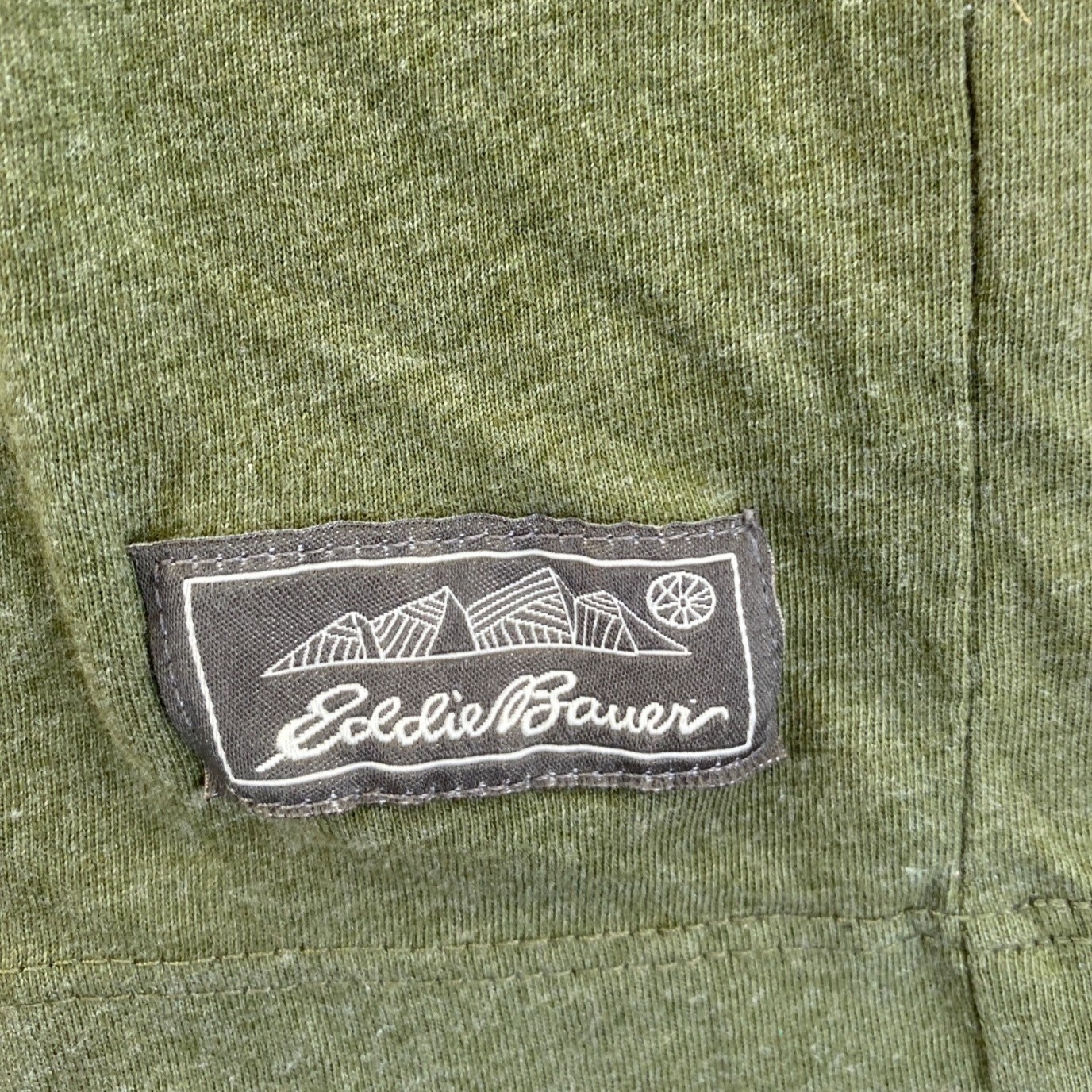 Eddie Bauer Men's Lounge T-Shirt Medium Green Short Sleeve Crewneck Casual Tee gallery