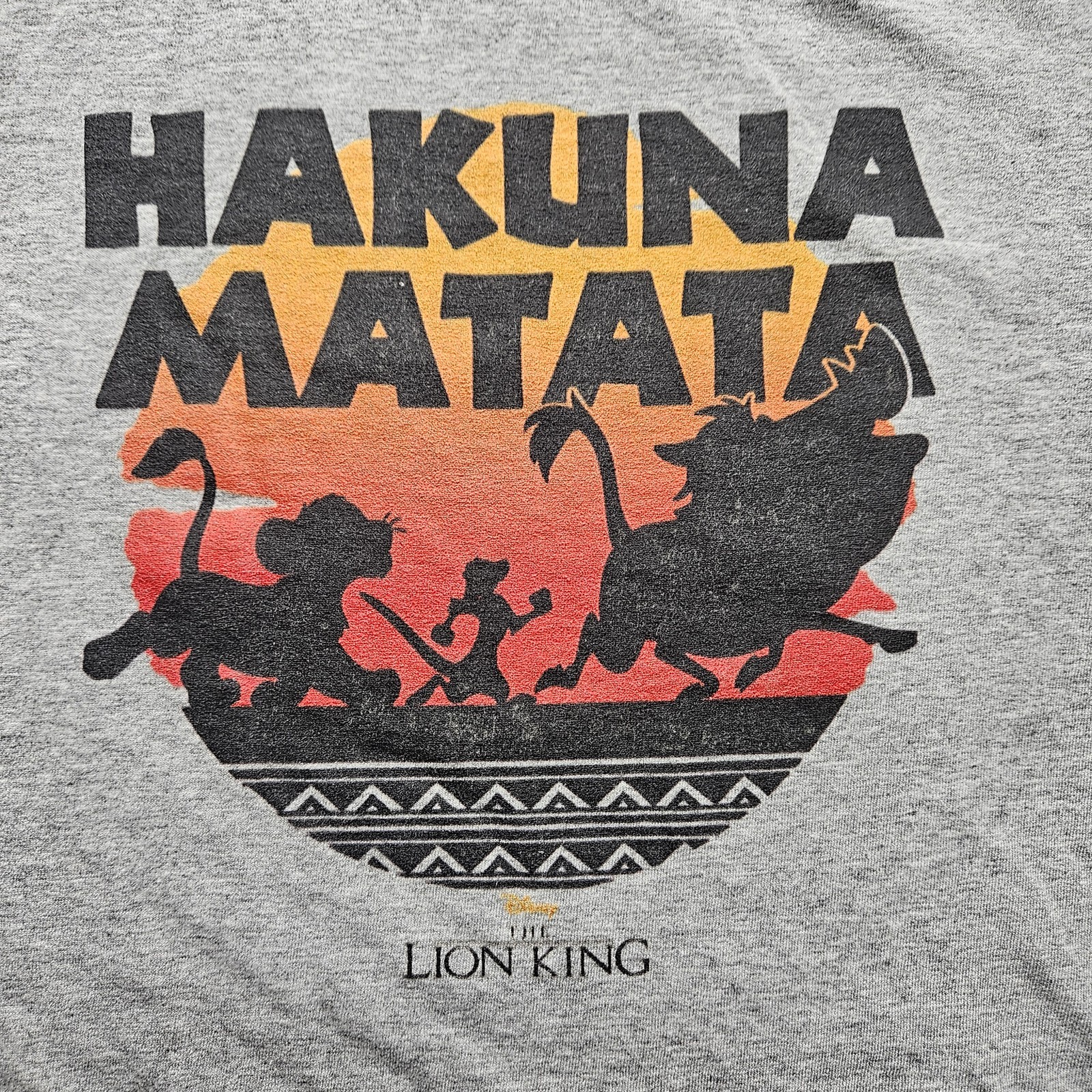 Delta Apparel Inc Men's XL Hakuna Matata Gray T-Shirt gallery