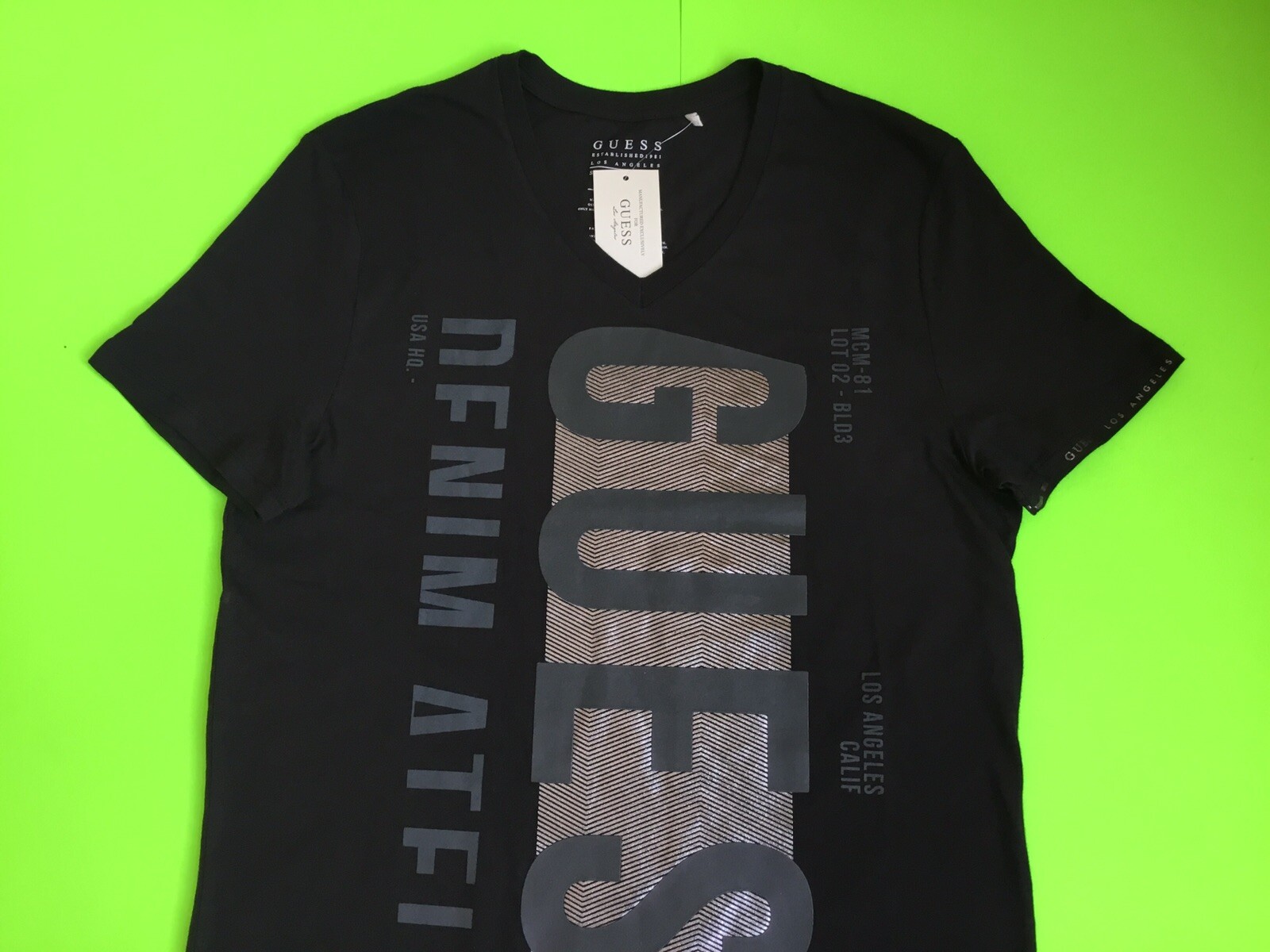 GUESS Los Angeles Mens Short Sleeve T-Shirt Size SMALL Black w/Silver Cotton NEW gallery