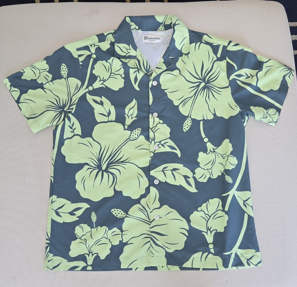 NO BOUNDRIES Men’s Button Front Oversized Cabana Hawaiian Shirt Green Size LARGE