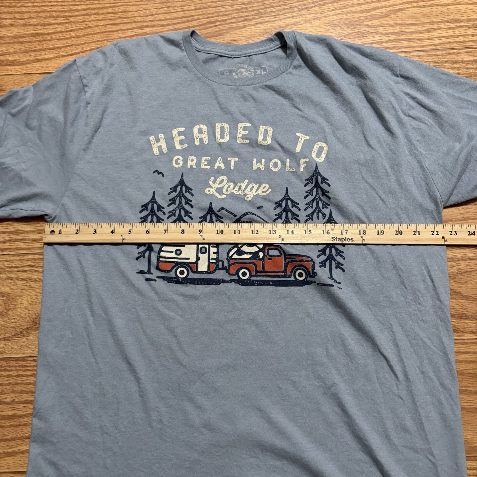 Headed To Great Wolf Lodge GWL Men’s Shirt Size XL Light Blue Relaxed gallery