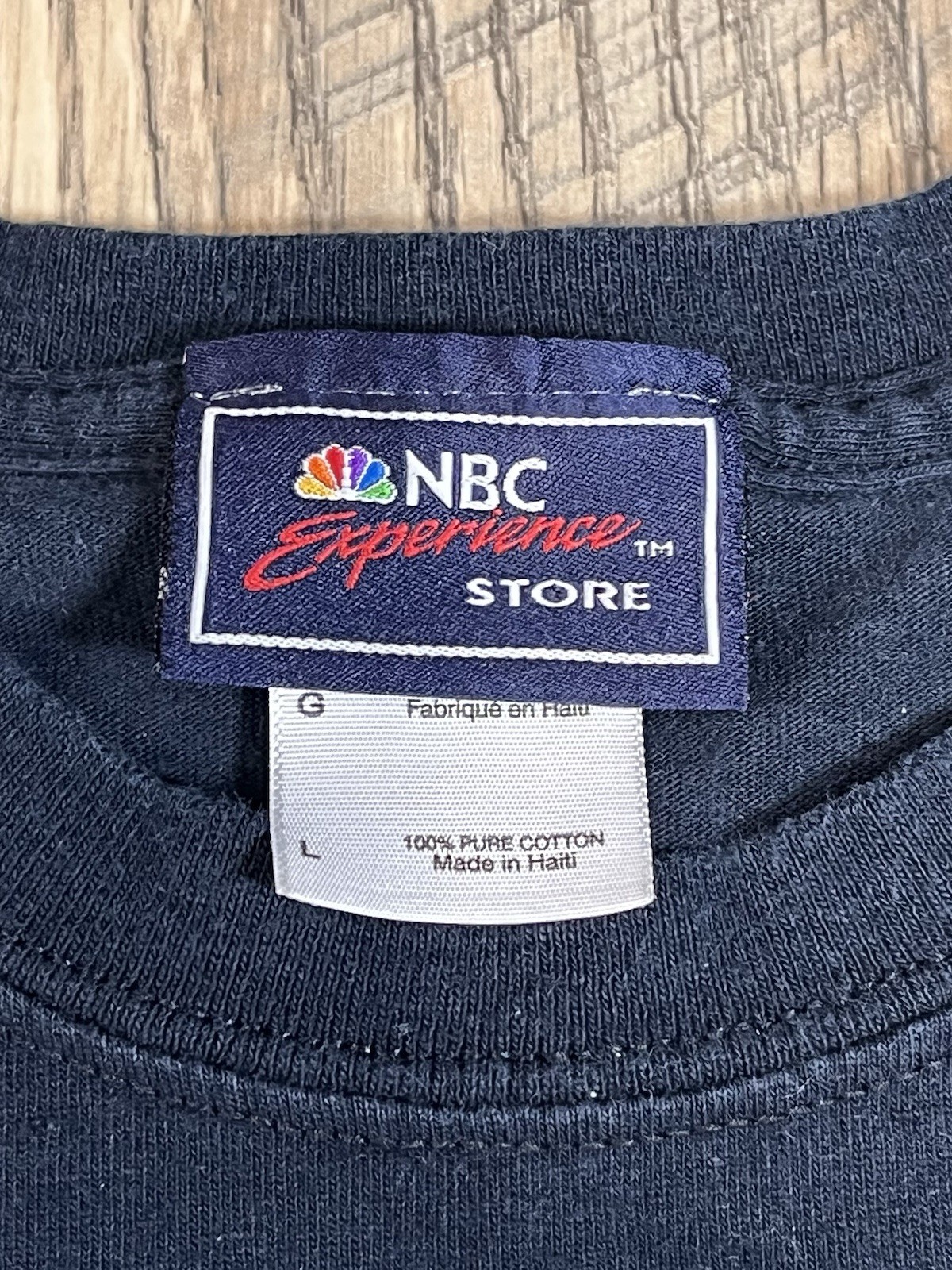 LAW & ORDER Embroidered NBC Experience Store Short Sleeve T-Shirt TV Show Sz L gallery