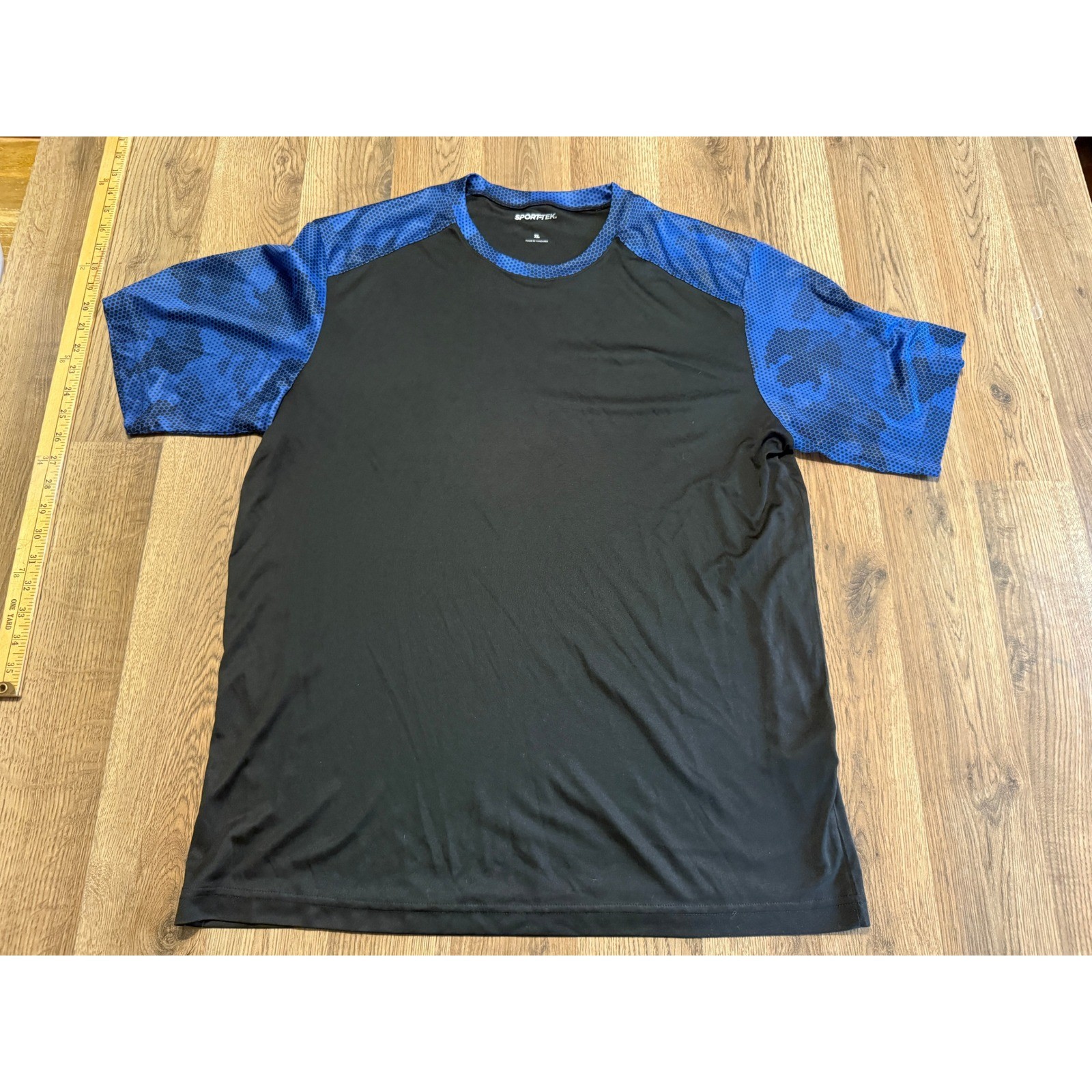 Sport-Tek Short Sleeve T-Shirt Mens XL Black Adult Camo Hex Raglan Excellent gallery