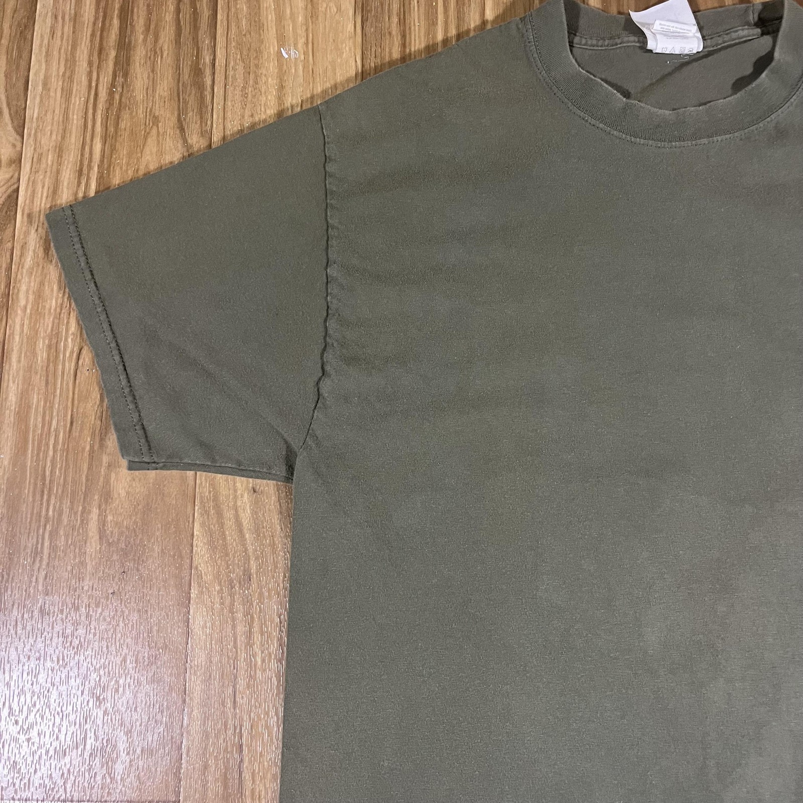 Vintage Guy Harvey Shirt Mens Large Green Pirate Skull Shark Fish Ocean Y2K gallery