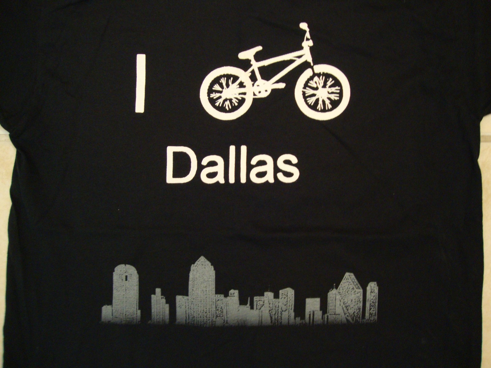 Fruit of the Loom I Bike Dallas High Rise Buildings Image Black T Shirt L