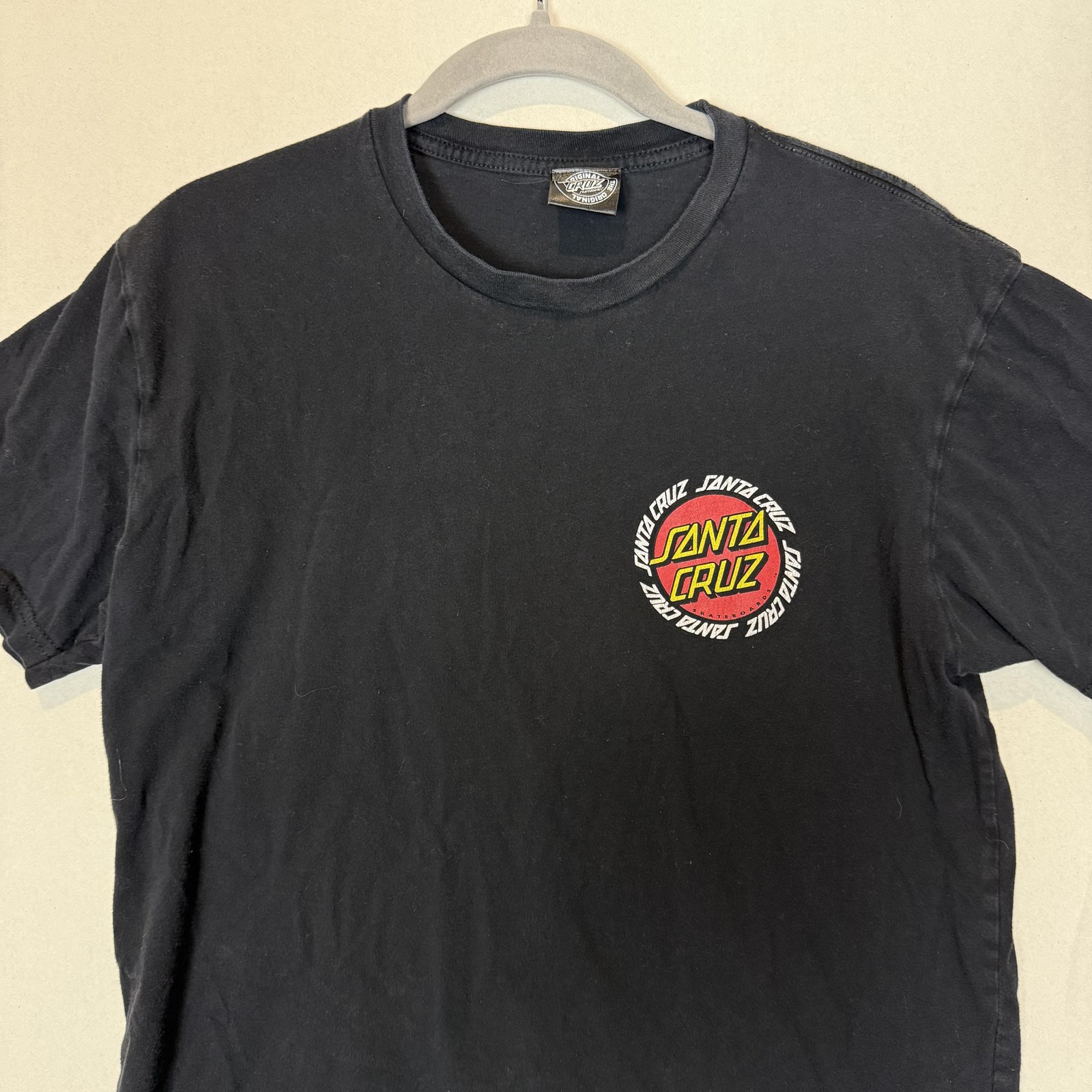 Santa Cruz Shirt Mens Medium Black Classic Dot Skateboard Graphic Logo Tee gallery