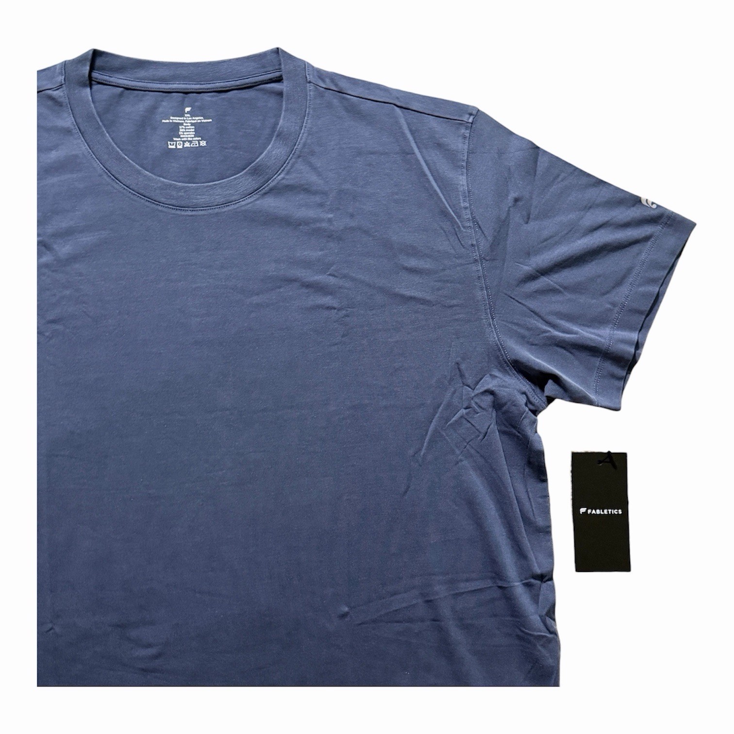 NEW Fabletics The 24 7 T-Shirt Men’s XXL Deep Navy Short Sleeve gallery