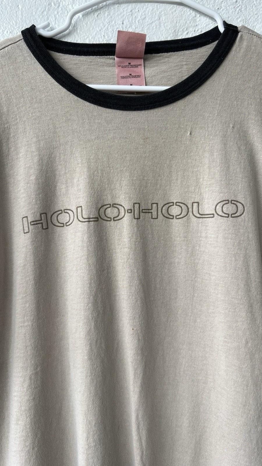 District Threads HOLO HOLO Beige Black Contrast Trim Crew Neck T-Shirt M gallery