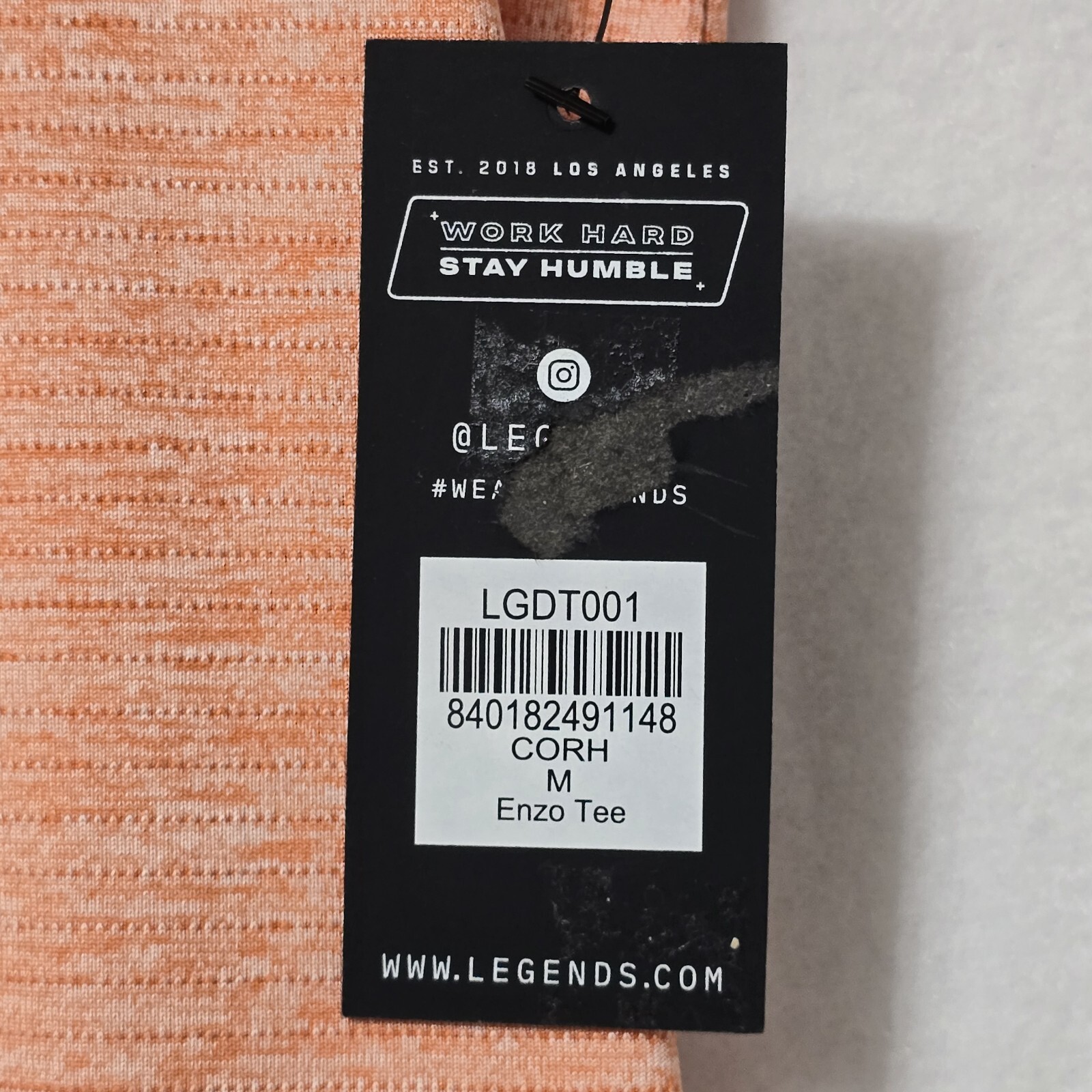$50 Legends Mens Enzo Tee Coral Heather Sz Medium Athletic Scalloped Hem NWT gallery