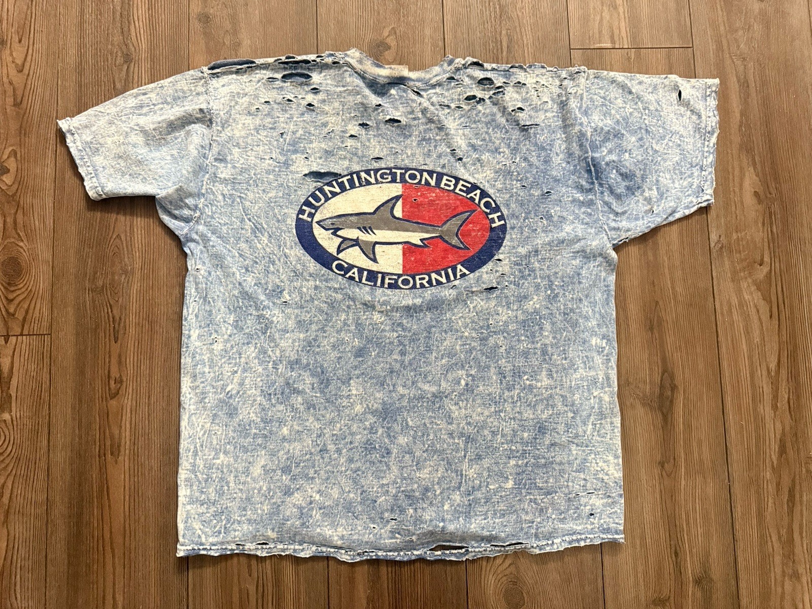 Huntington Beach California Surf Tee Acid Wash Distressed Grunge Y2K