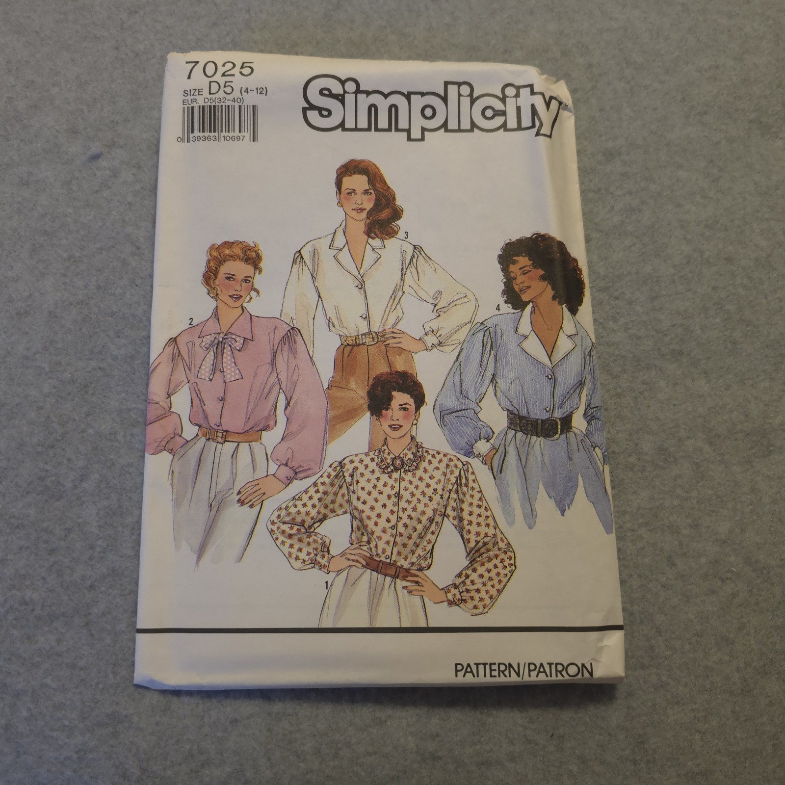 Simplicity 7025 Blouse Pattern Size D5 (4–12) Uncut Vintage Button Down Tops