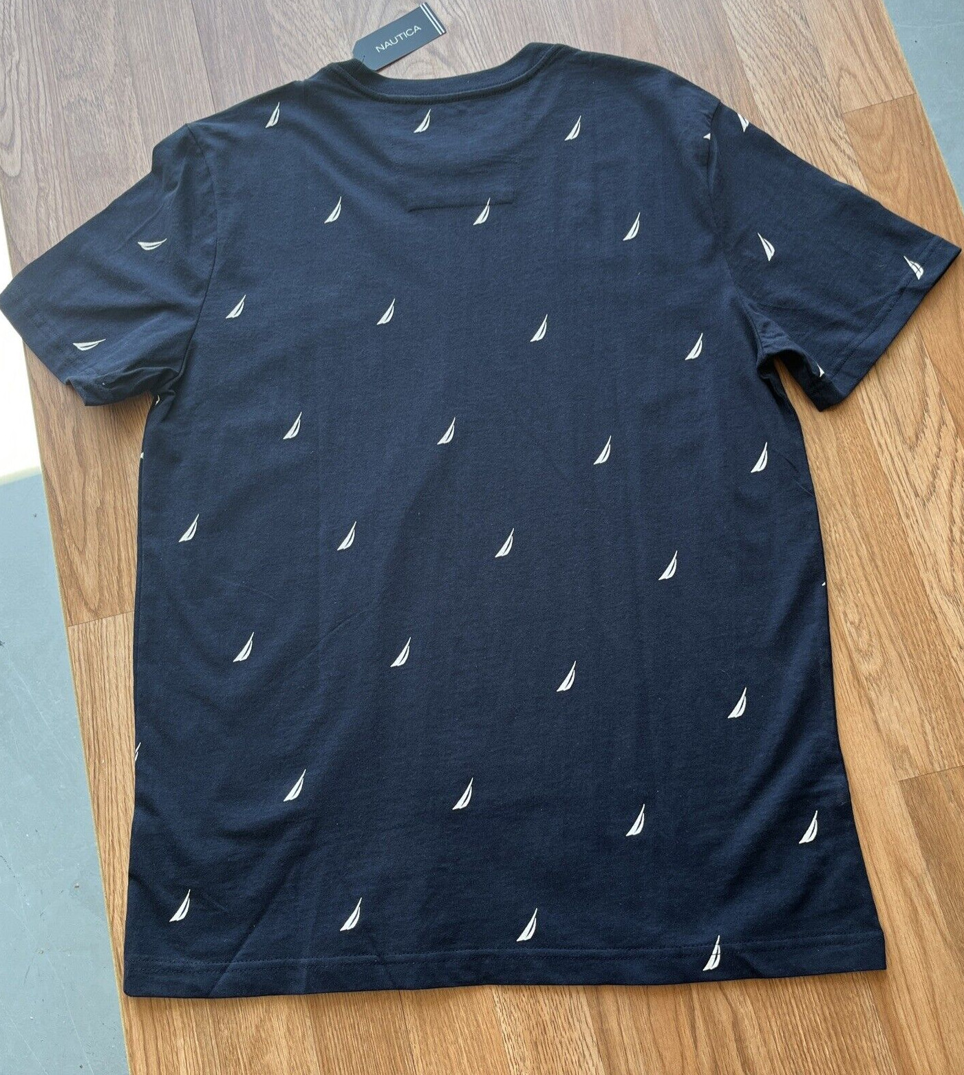 Nautica Men's T-Shirt Size Medium Navy Blue All Over Logo Print Crew Neck NEW gallery