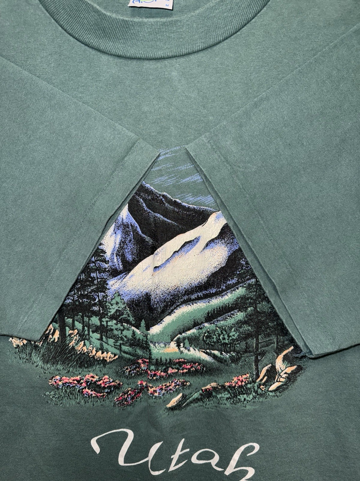 Vintage 80’s Utah Nature / Art Tee Single Stitch T Shirt Medium 19”x26.5” gallery