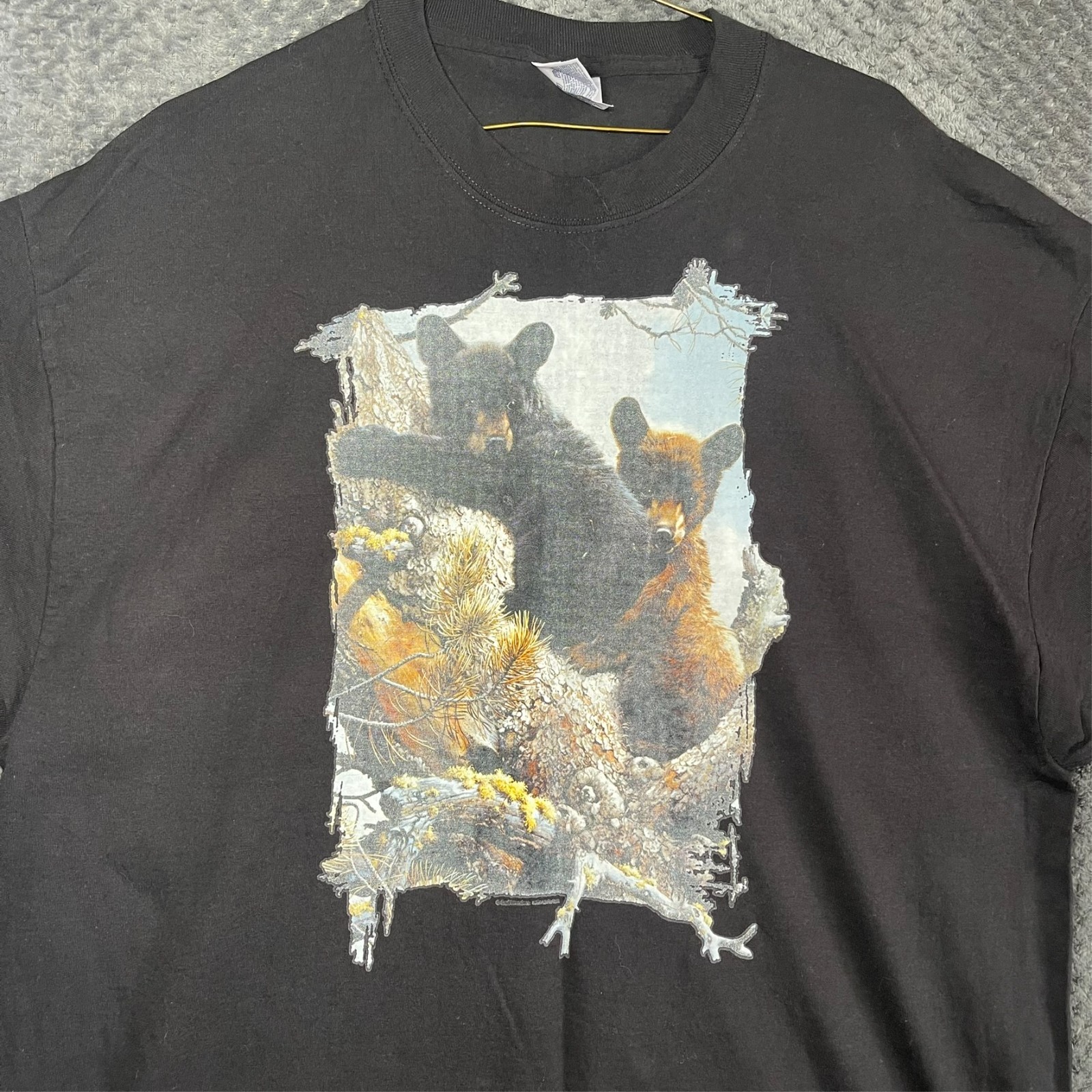 Black Bear Graphic T-Shirt Mens XL Black Wildlife Nature Animal Print Tee gallery