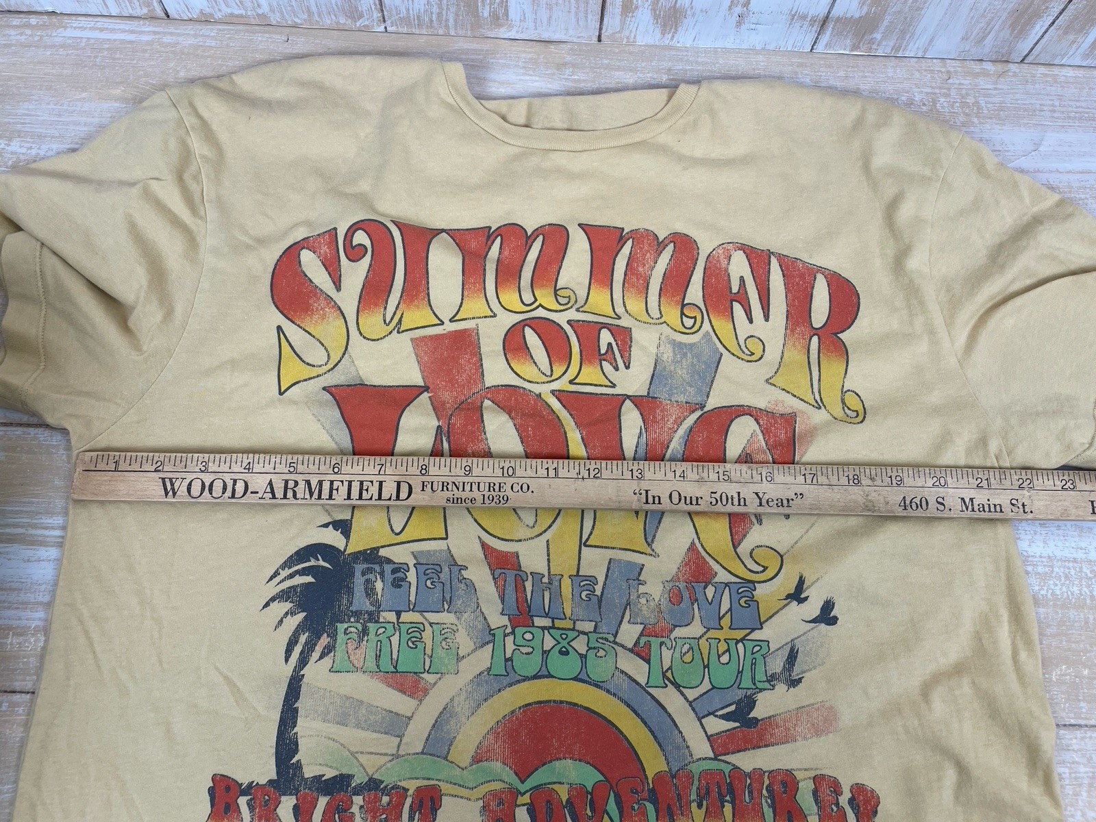 Zoe + Liv Summer of Love 1985 GRAPHIC YELLOW Short Sleeve T-Shirt Mens S/M gallery