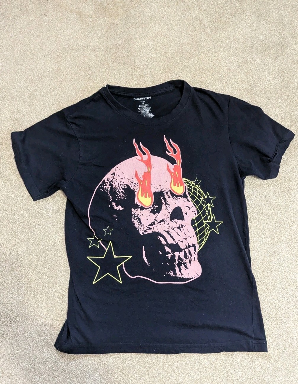 Many Assorted Graphic T-shirts, Various Sizes. gallery