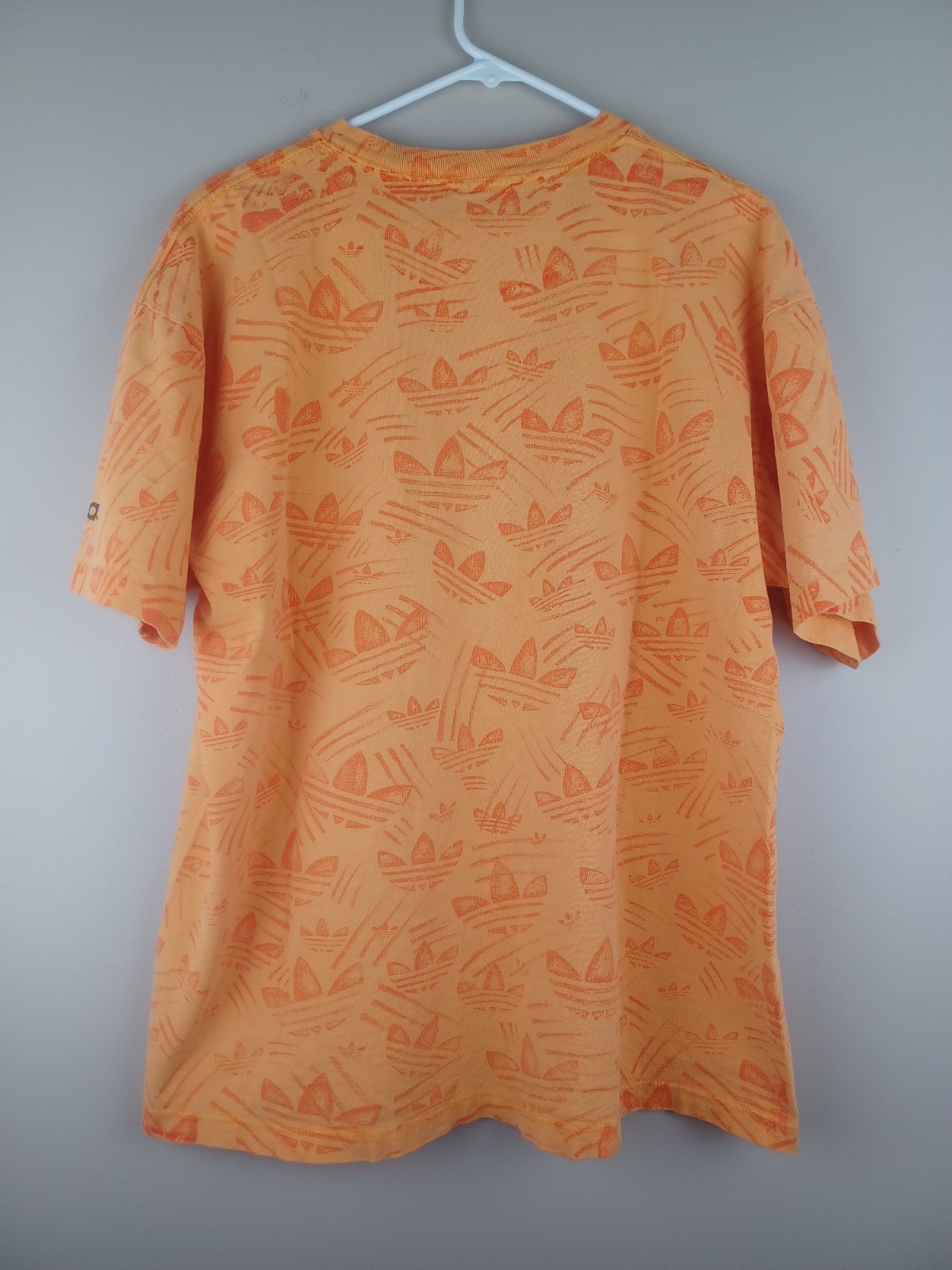 Vintage Adidas All Over Print Trefoil Logo T-shirt Mens Large AOP Colorful Beach gallery