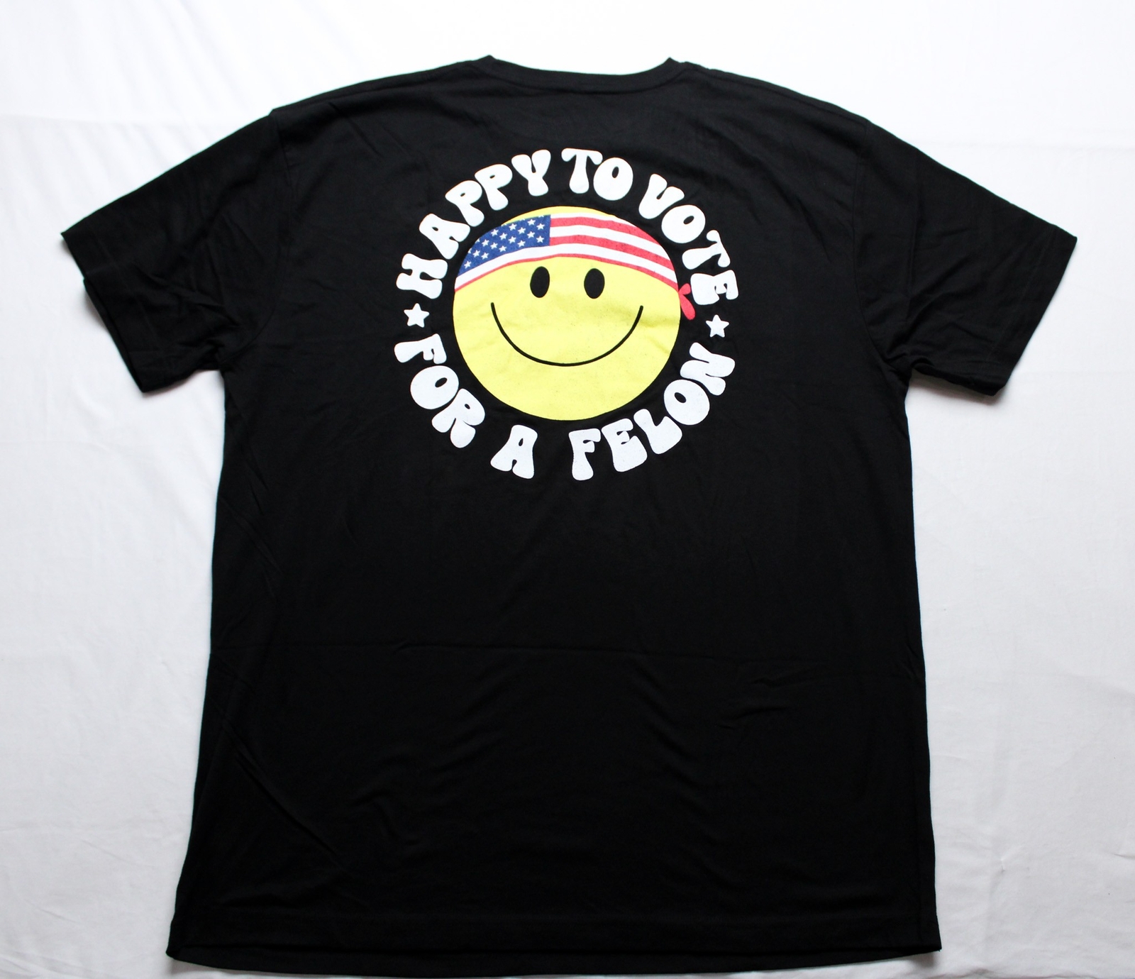 ILMF Unisex Adult's Happy To Vote For A Felon Smiley Tee EJ3 Black Size XL gallery
