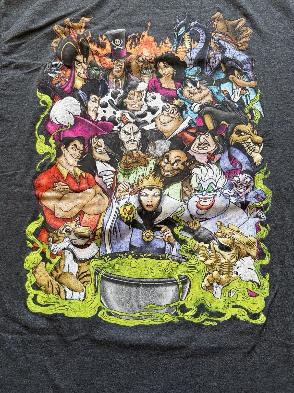 Disney Villains Graphic T Shirt XL Evil Queen Ursula Scar Maleficent Tee gallery