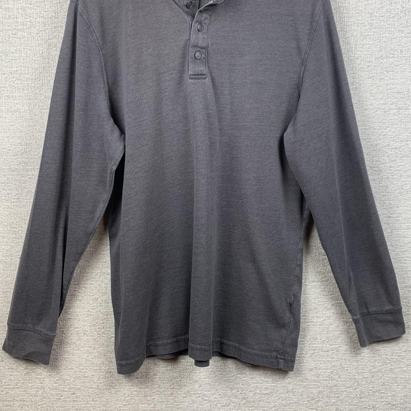 Croft & Barrow Henley Shirt Men Large Gray Long Sleeve Easy Care Soft Casual Son gallery