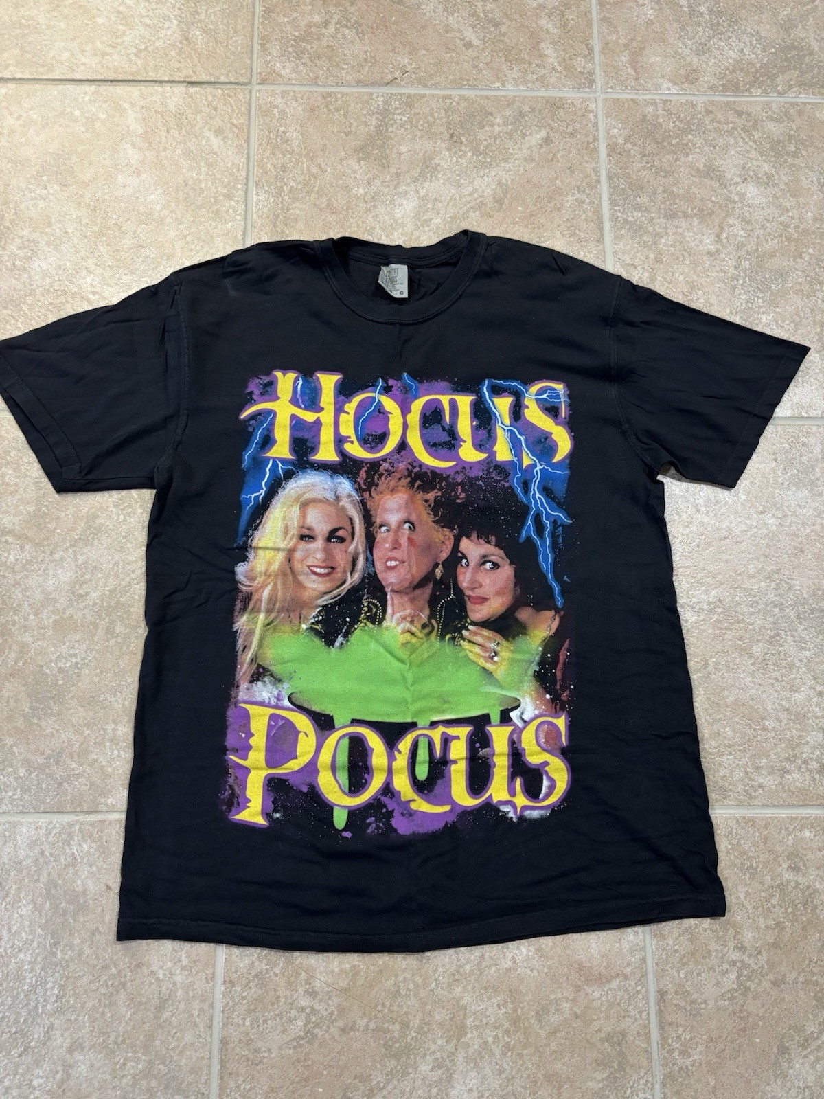Hocus Pocus Disney Modern Print Boot Shirt