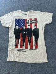 The Beatles 2012 T-Shirt Mens Medium Off-White Meet the Beatles Are Coming!