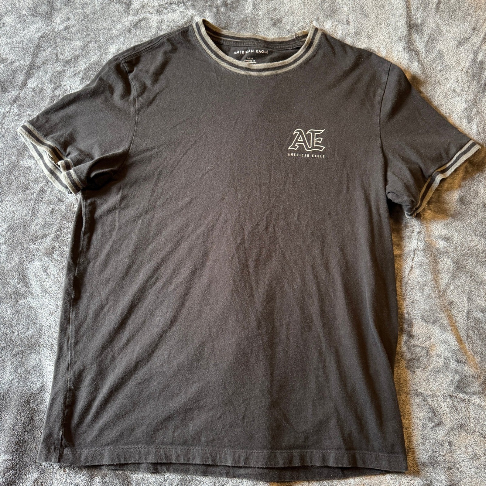 American Eagle Mens Large Ringer T-Shirt Black Grey Striped Trim Embroidered