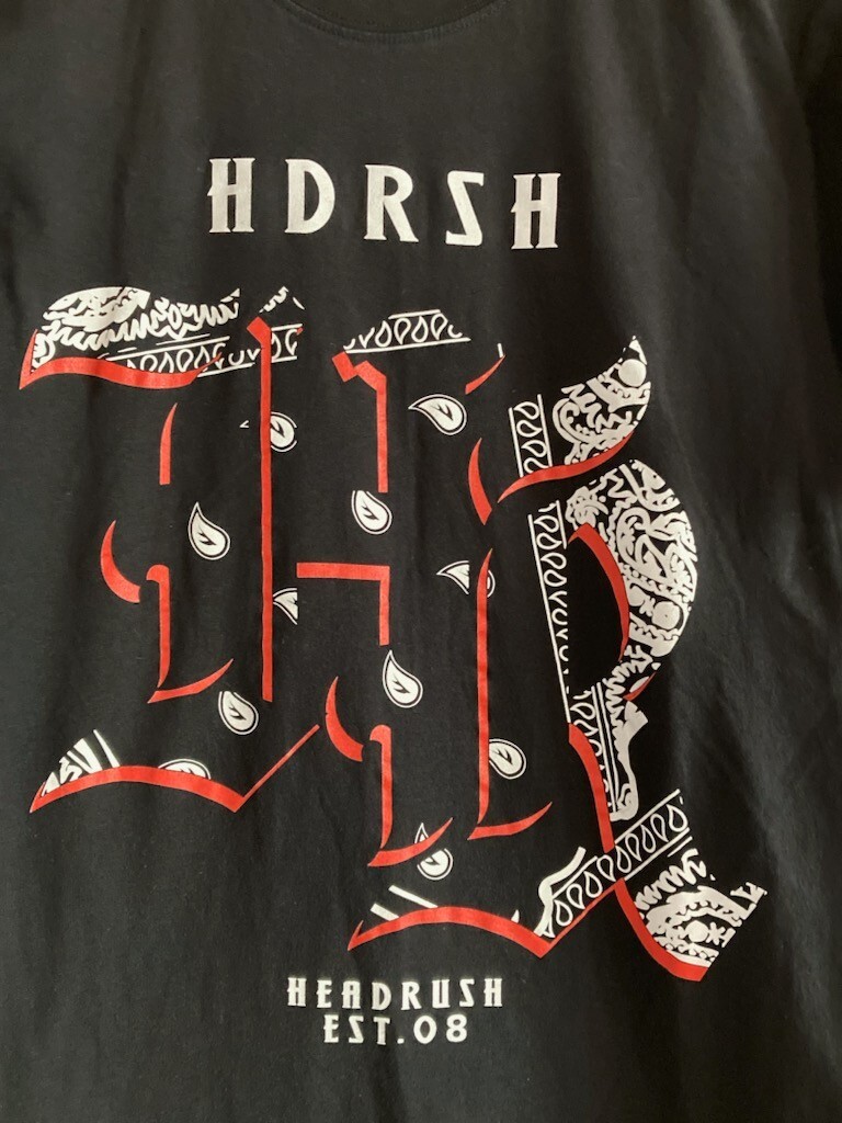HEADRUSH Fortune Favours The Brave Black 100% Cotton T-shirt Size Small/Petite gallery