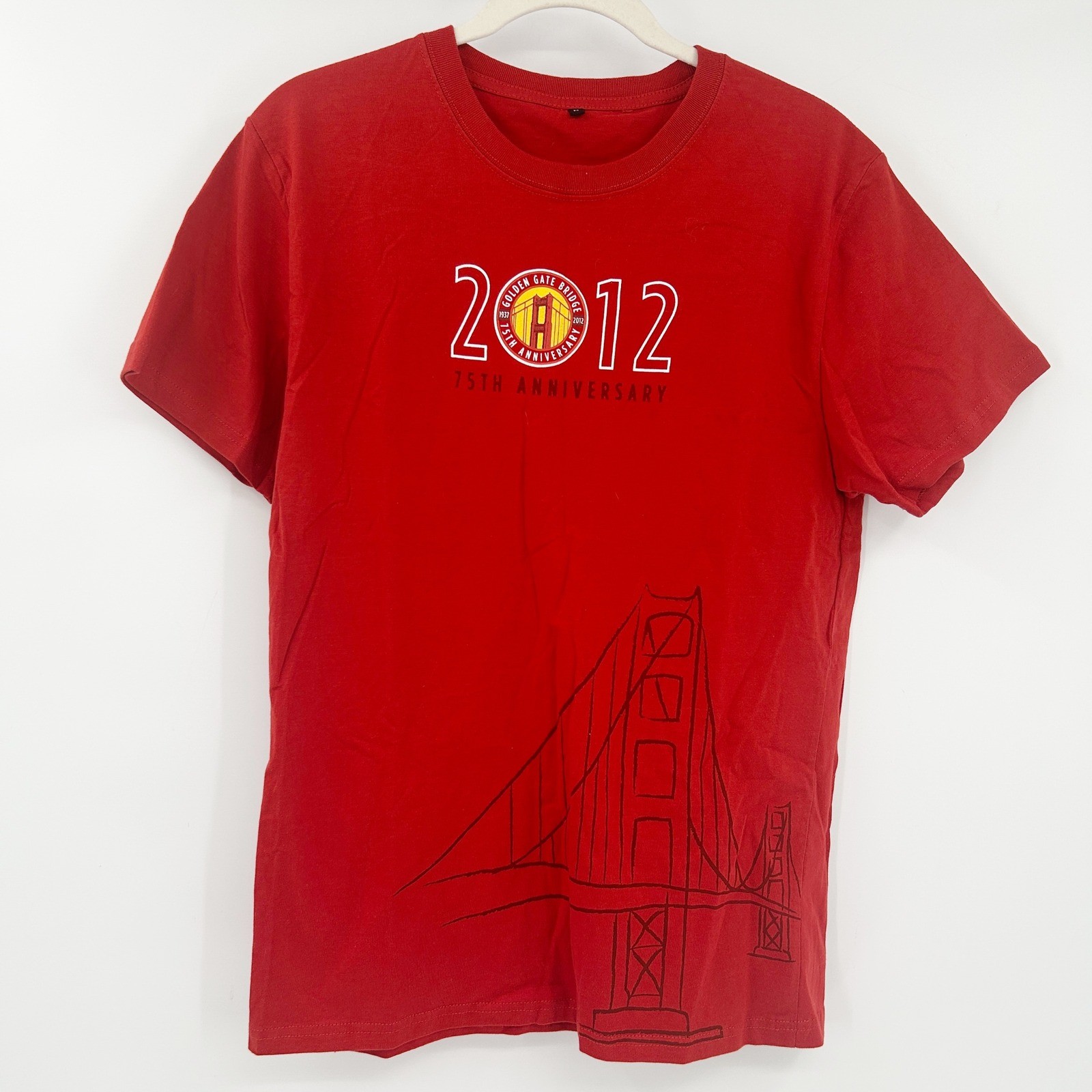 San Francisco Golden Gate Bridge 75th Anniversary 2012 Red Graphic T-Shirt M gallery
