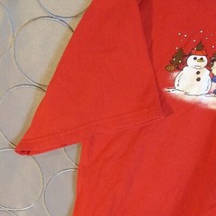 Snoopy & The Peanuts Gang Tshirt Size XL Red Winter Snowman Scene