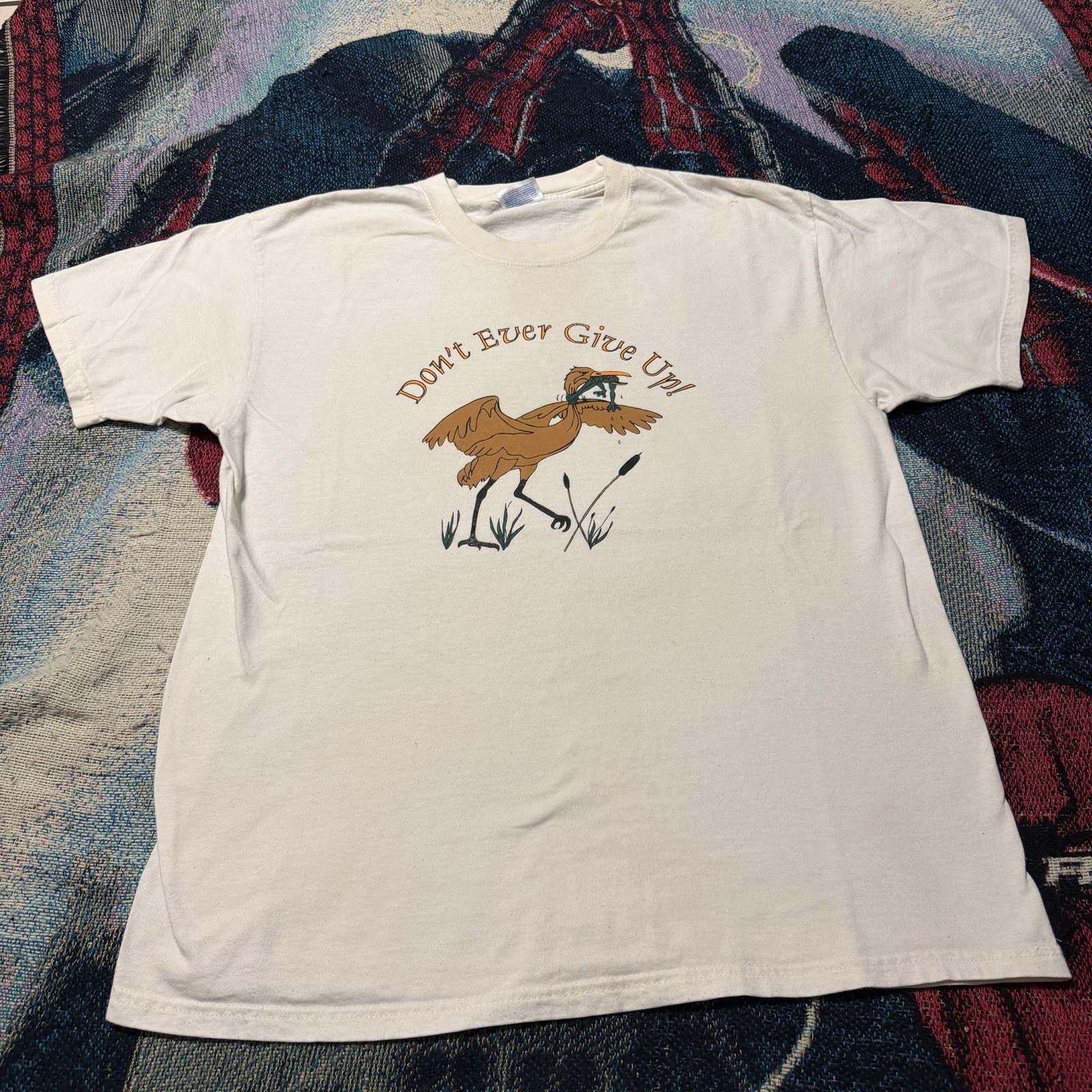Vintage 90s Frog Stork Don't Ever Give Up Mens L Shirt Funny Nature Bird Cartoon gallery