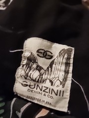 Gunzinii Skull & Bones Black Graphic T-shirt Size Medium Cut Off Sleeve