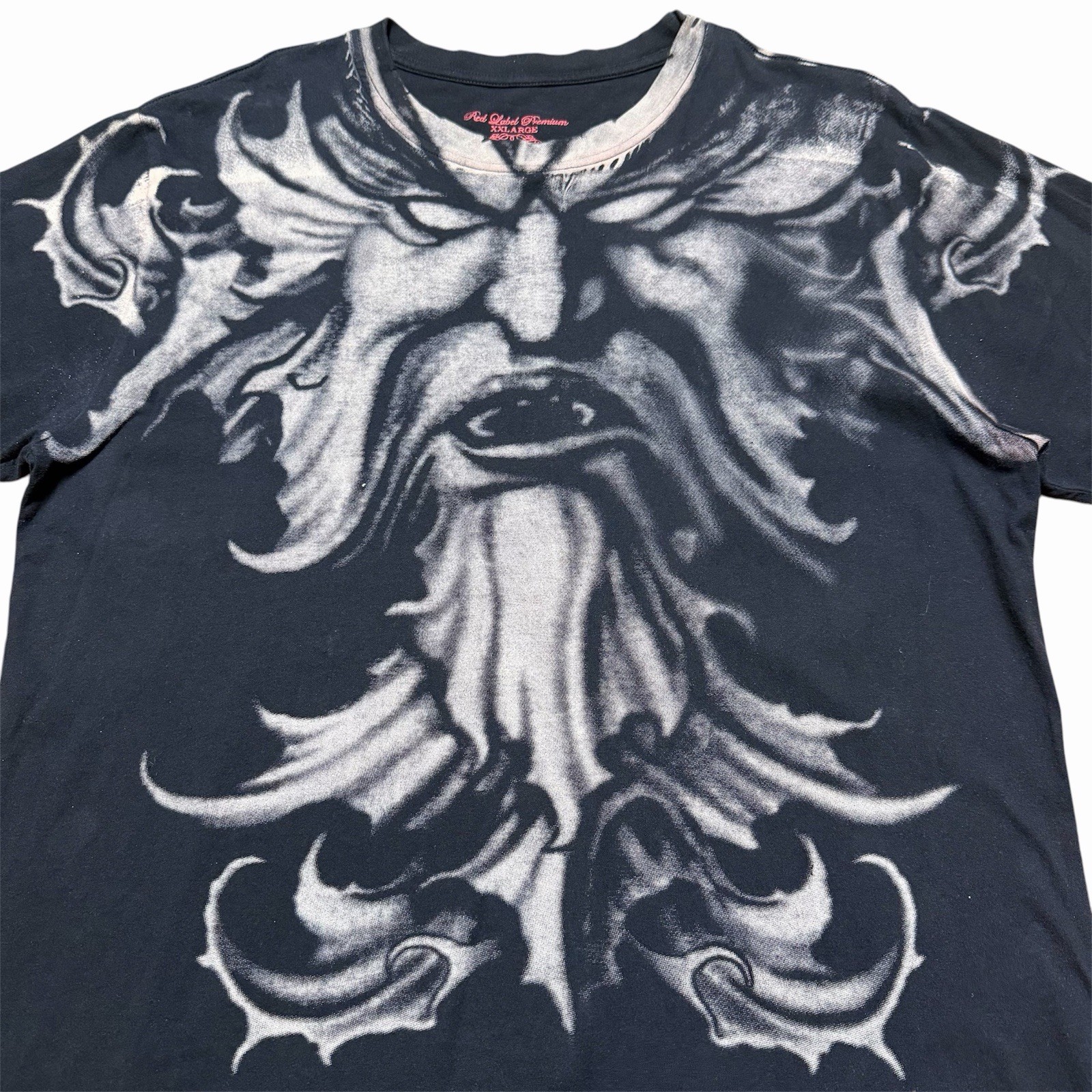 Affliction Paul Booth Leaf Man Graphic TShirt Size XXL Y2K Distressed Cyber Goth gallery