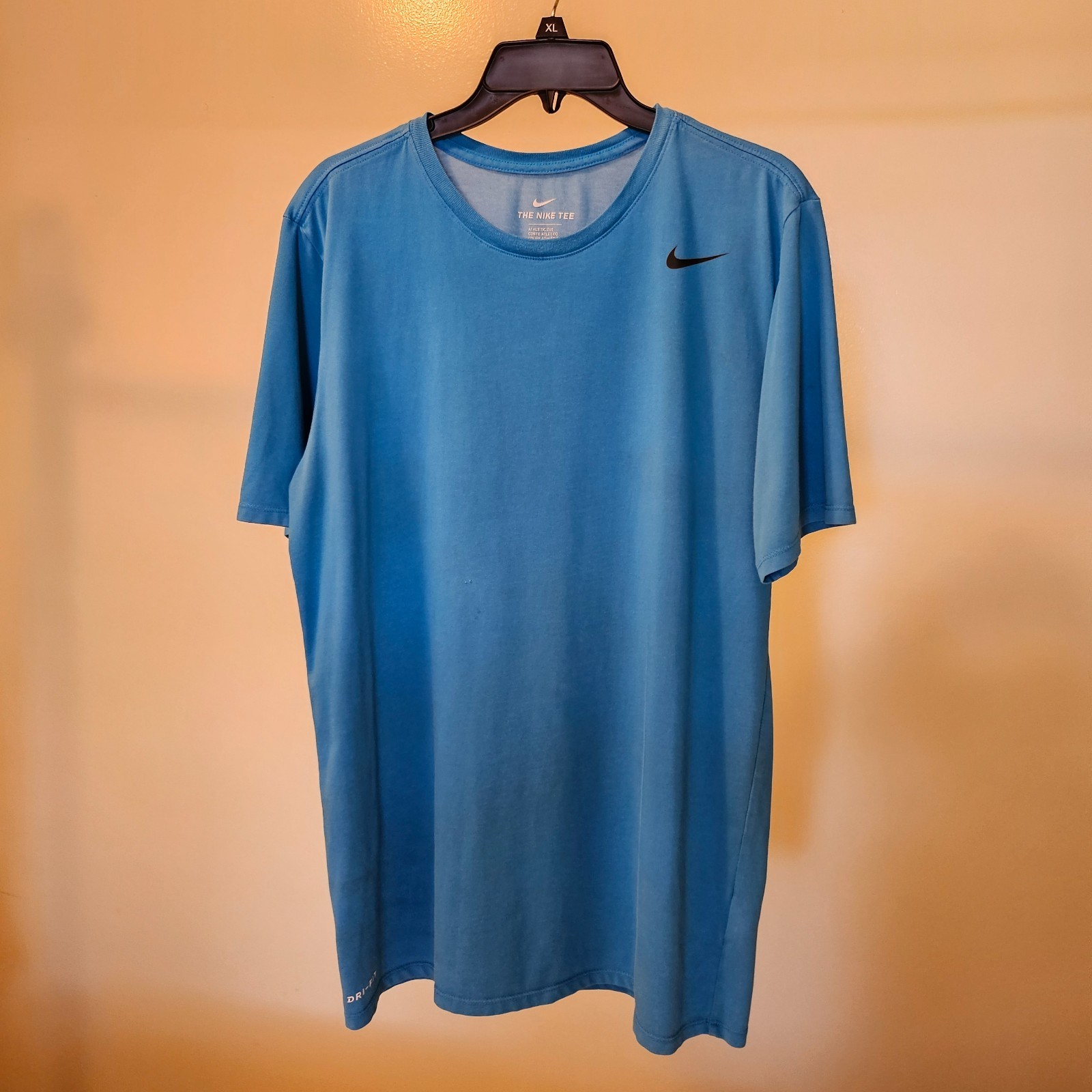 Nike (The) Tee Athletic Cut Men's Sz L Short Sleeve Teal Color Cotton/Polyster gallery
