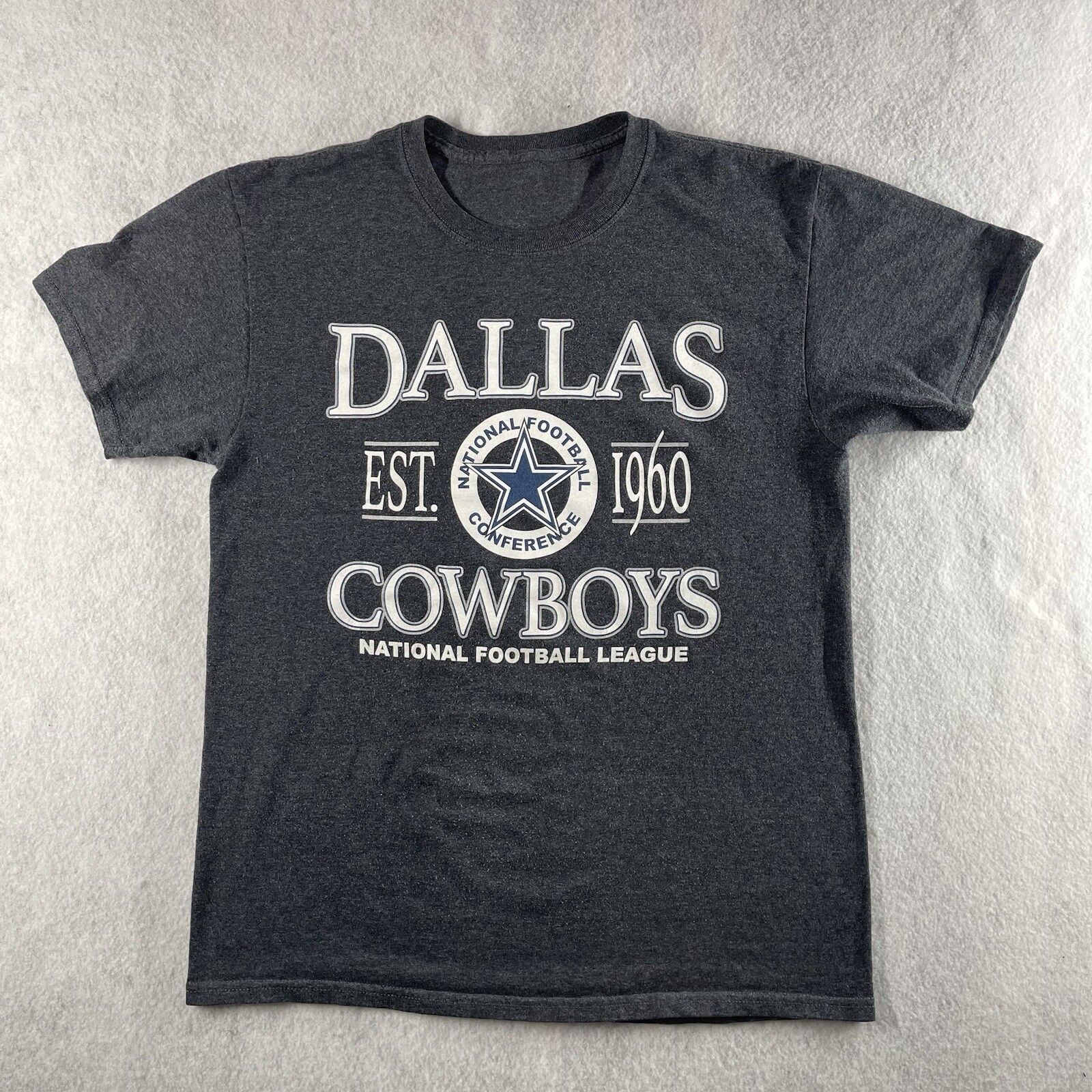 Dallas Cowboys Team Apparel T-Shirt Blue 1960 Graphic Logo Men’s Sz M Authentic gallery
