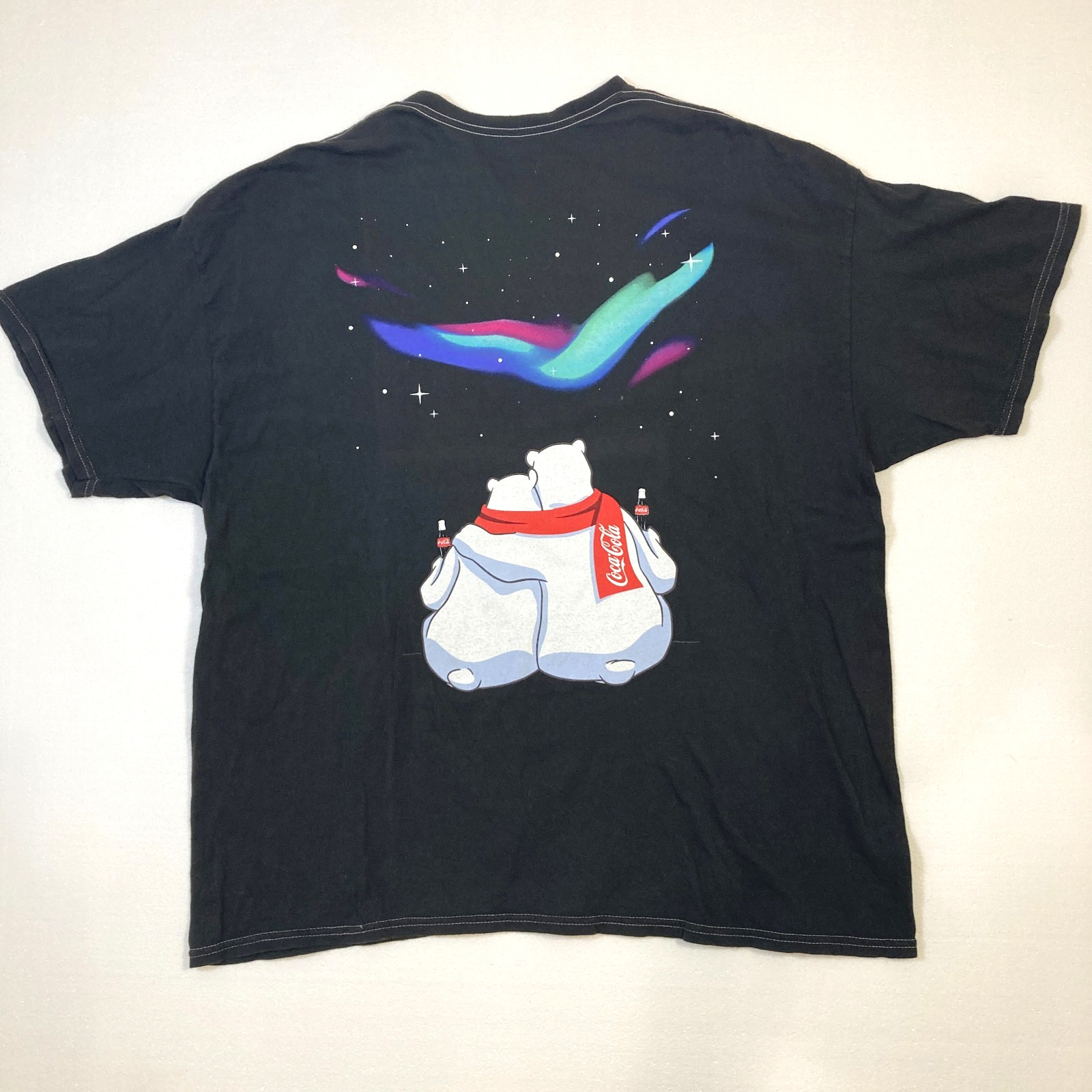Coca-Cola Polar Bear Graphic T-Shirt Men’s 2XL Black Ripple Junction gallery