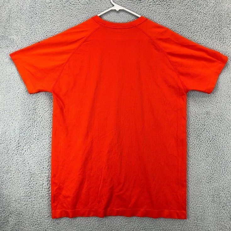 Fabletics T-Shirt Adult XL Orange Nylon Blend Hiking Short Sleeve Tee Logo Mens gallery