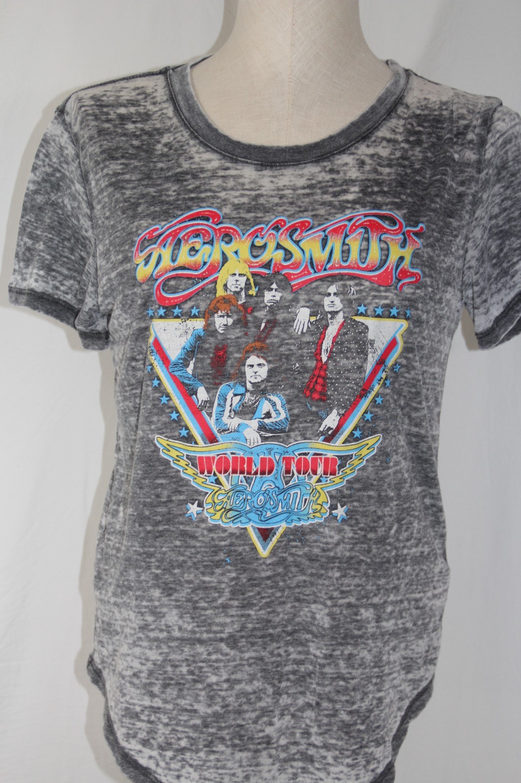 Aerosmith Womens World Tour T-Shirt Size Medium Multicolor Graphic Gray Burnout