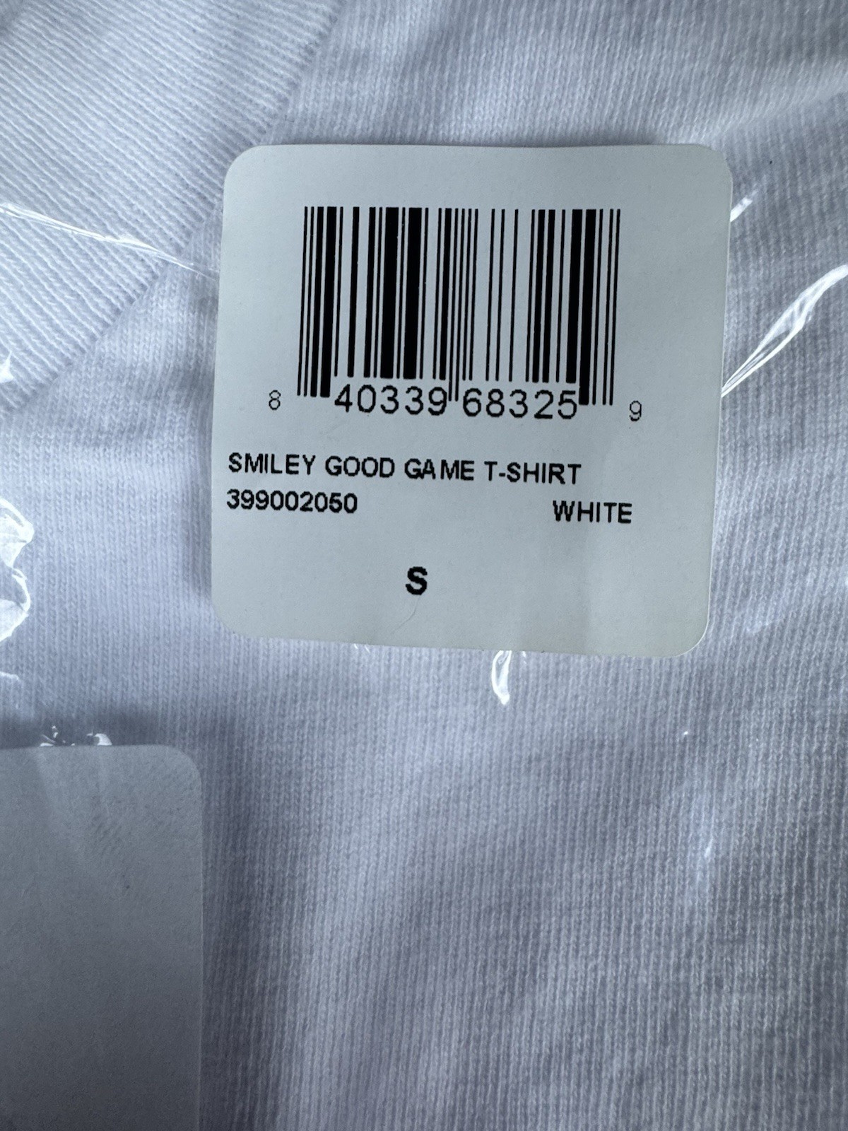Market Smiley Good Game White T-Shirt Size “Small”New With Tags. gallery