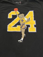 Brooklyn Vertical Betty Boop Kobe #24 Lakers XL Extra Large **RARE HTF**